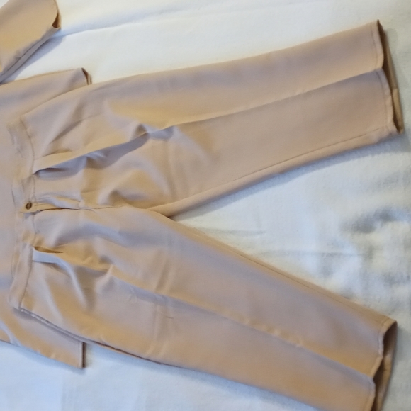 Pantsuit - Picture 2 of 4